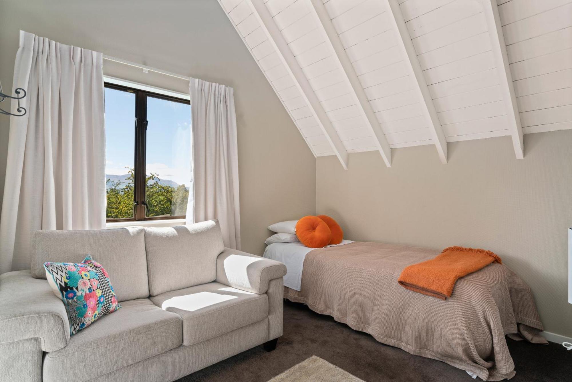 Mountain View Lodge Куийнстаун Екстериор снимка