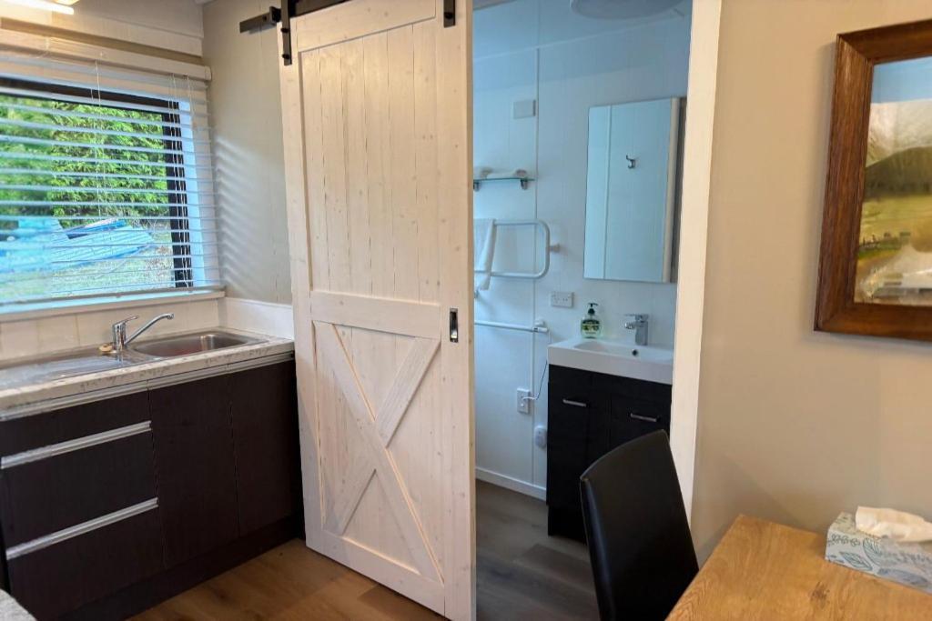 Mountain View Lodge Куийнстаун Екстериор снимка